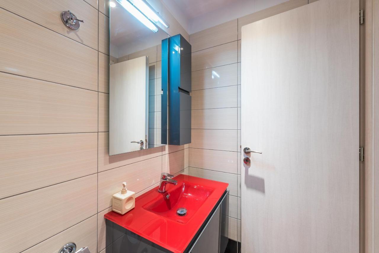 An Impressive 2 Bdr Apt In Glyfada Atena Exterior foto