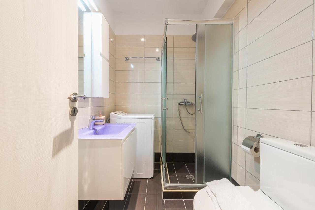 An Impressive 2 Bdr Apt In Glyfada Atena Exterior foto